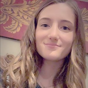 Meet your Posher, Andreia